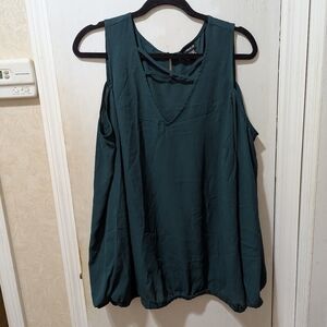 Torrid Size 2 XL Green Sleeveless Cold Shoulder Blouse